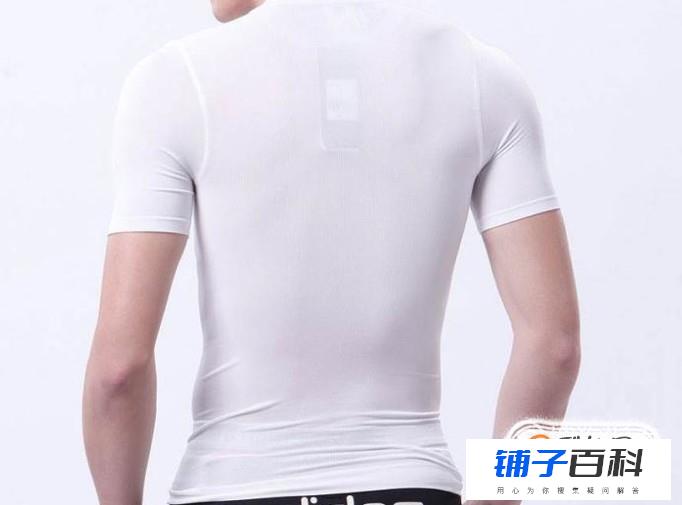 夏天瘦人穿什么衣服好看(比较瘦的人夏天穿什么衣服好看)