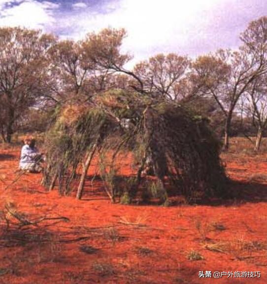 全世界土著民族是如何搭建草棚庇护所的？-草棚庇护所搭建技巧