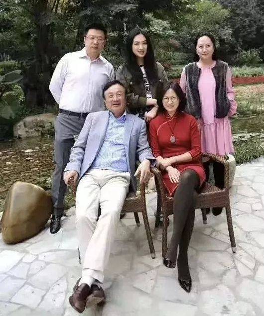 任正非二婚妻子姚凌：小他30岁，长相温婉气质动人，曾是得力秘书