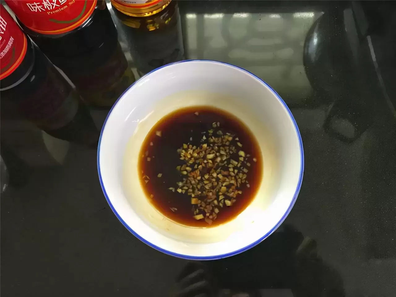 水煮大虾，用冷水还是用开水？教你正确做法，虾肉又鲜又嫩