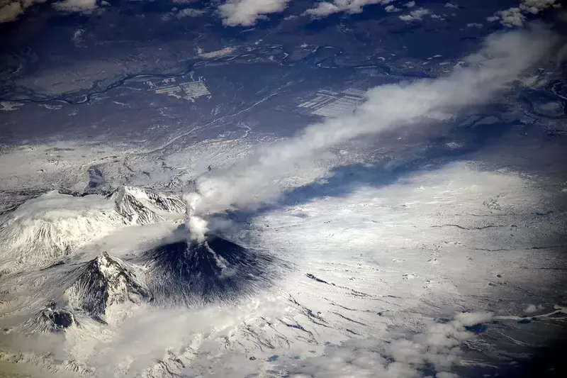 勘察加半岛火山群，现实版的冰与火之歌