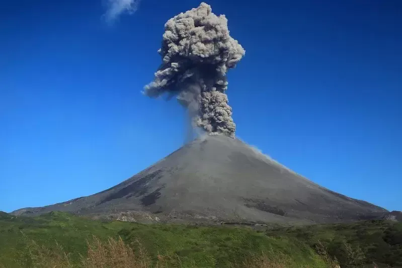 勘察加半岛火山群，现实版的冰与火之歌