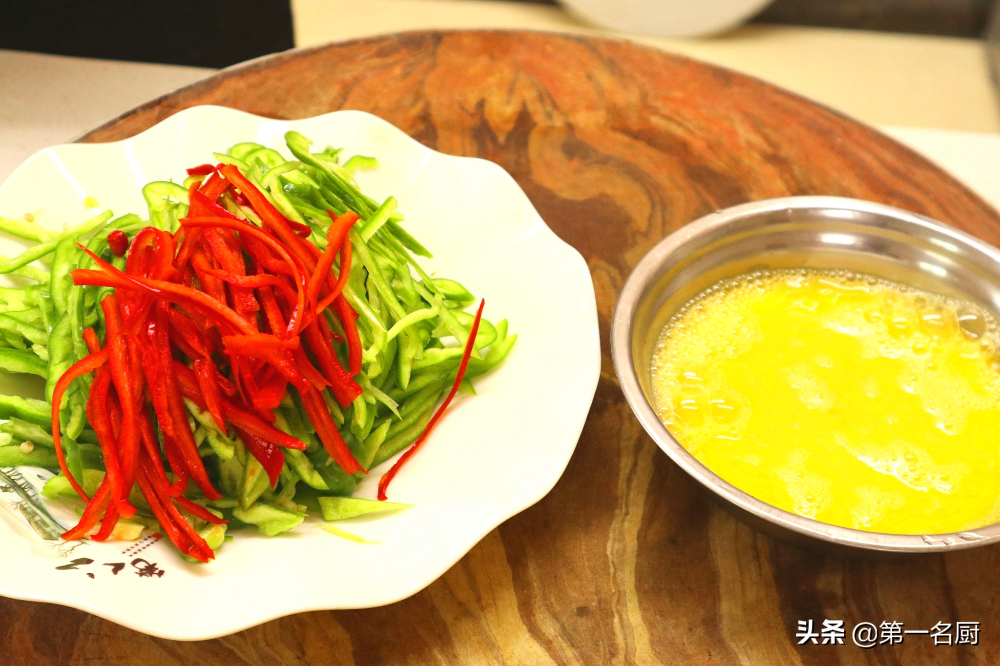 “高蛋白”食物排行榜，牛肉排第三，鸡蛋却排倒数第一，涨知识了