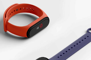 小米MiBand6在这里具有全屏显示和SpO2血氧水平监测