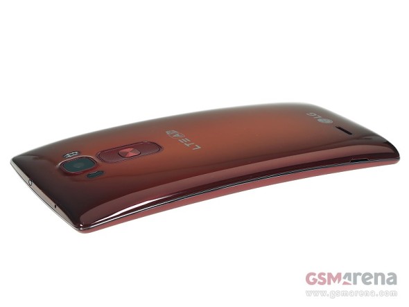 来自Sprint的LG G Flex2于3月13日开始运输