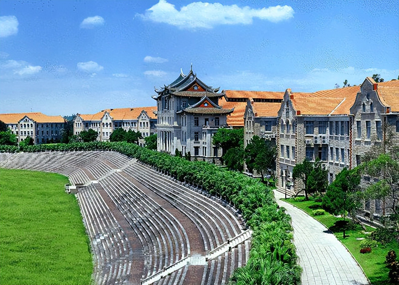 厦门大学全国排第几名，厦门大学是985吗(附2023年最新排行榜前十名单)