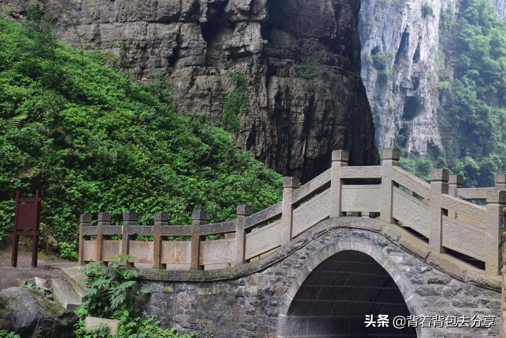 重庆必玩的十大景区，两处景点无需购票，你又去过几处呢