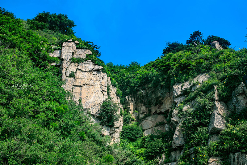 五岳之首是哪座山（五岳之首位于哪个省哪个城市）