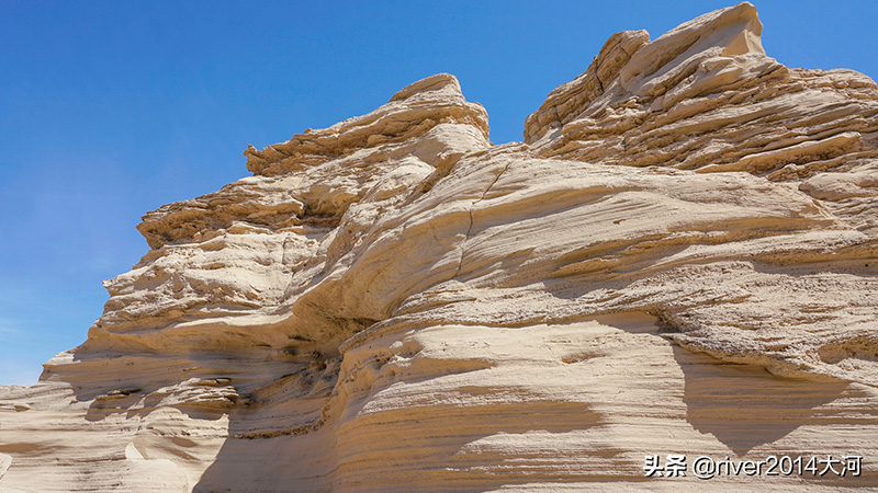 新疆魔鬼城属于典型的什么地貌（新疆地貌形成原因与特征）